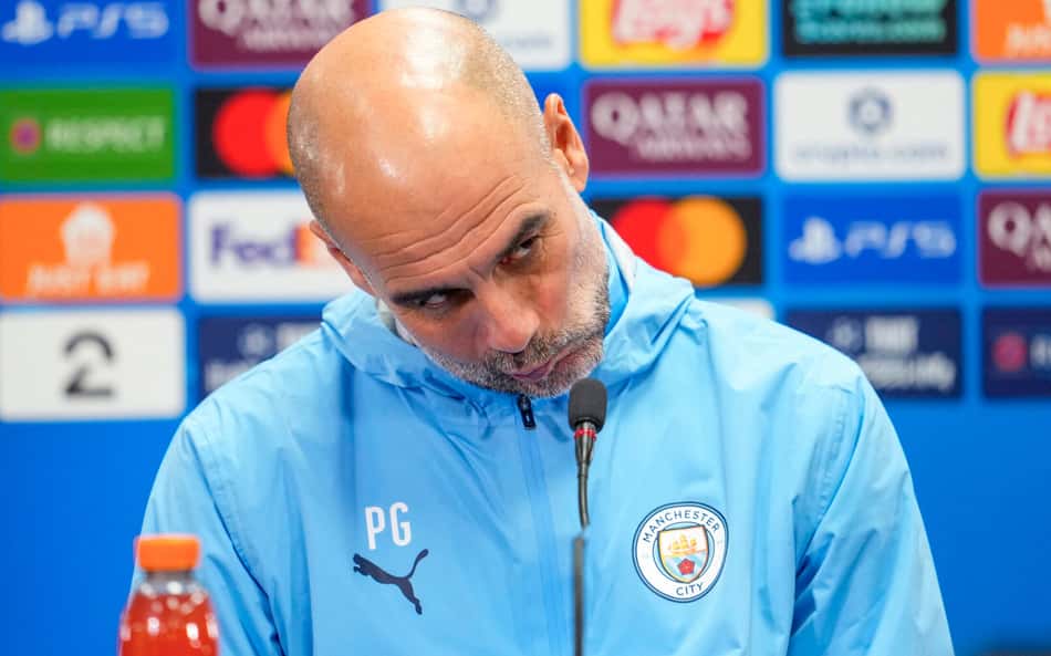 Pep Guardiola em coletiva do Manchester City