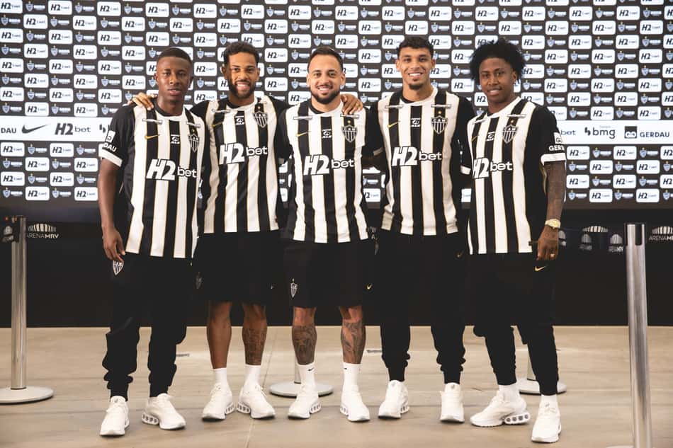 Reforços do Atlético apresentados (Foto: Pedro Souza / Atlético)