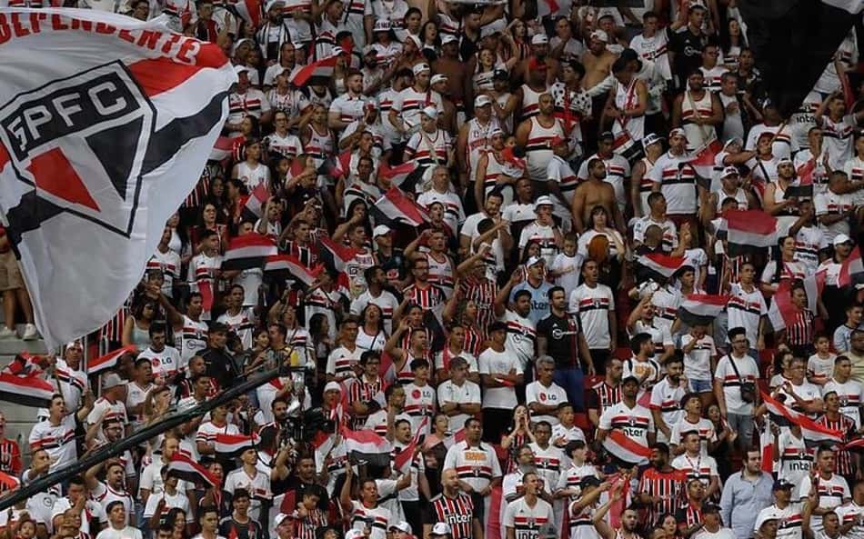 São Paulo volta a superar 40 mil no Morumbis após quase quatro meses