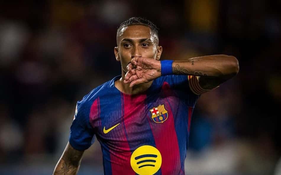 Raphinha é um dos favoritos pelo prêmio (Foto: Divulgação/FC Barcelona)