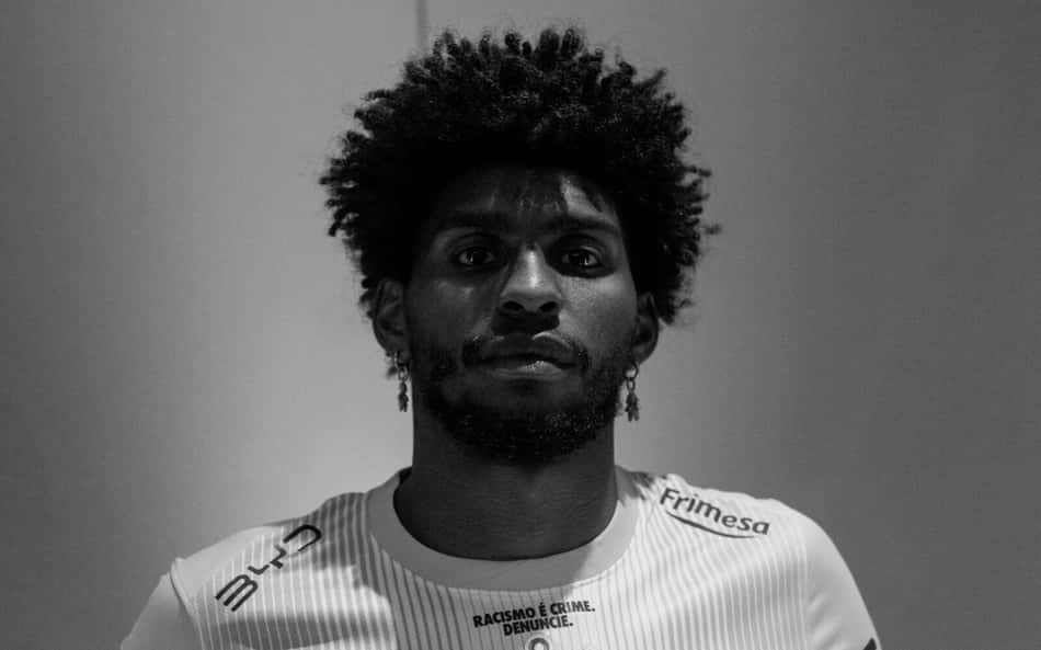 Após episódio com Hugo Souza, Corinthians fará manifestação antirracista contra o Cruzeiro