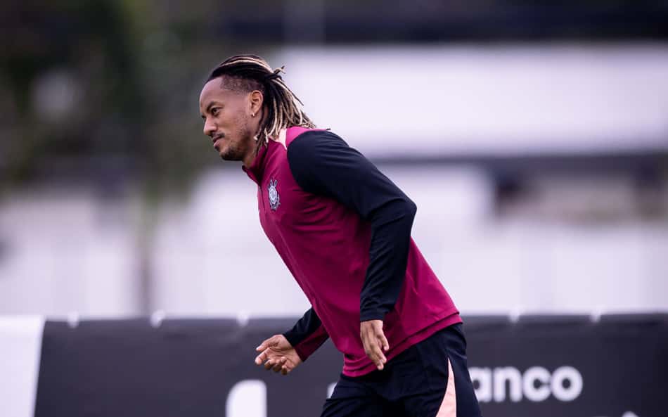 Corinthians: Carrillo avança em recuperação e se aproxima de retorno