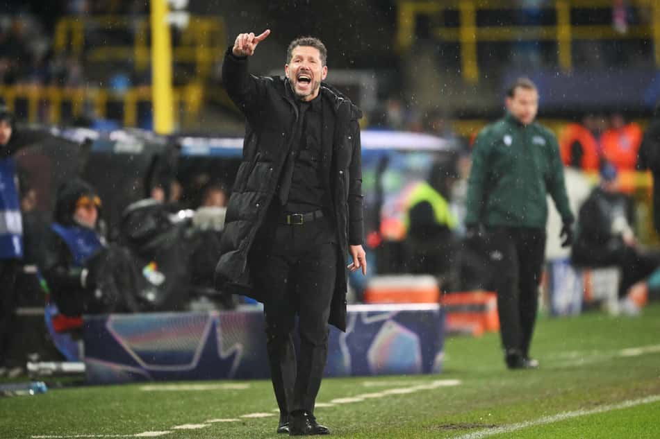 Diego Simeone em ação pelo Atlético de Madrid contra o Club Brugge (Foto: NICOLAS TUCAT / AFP)