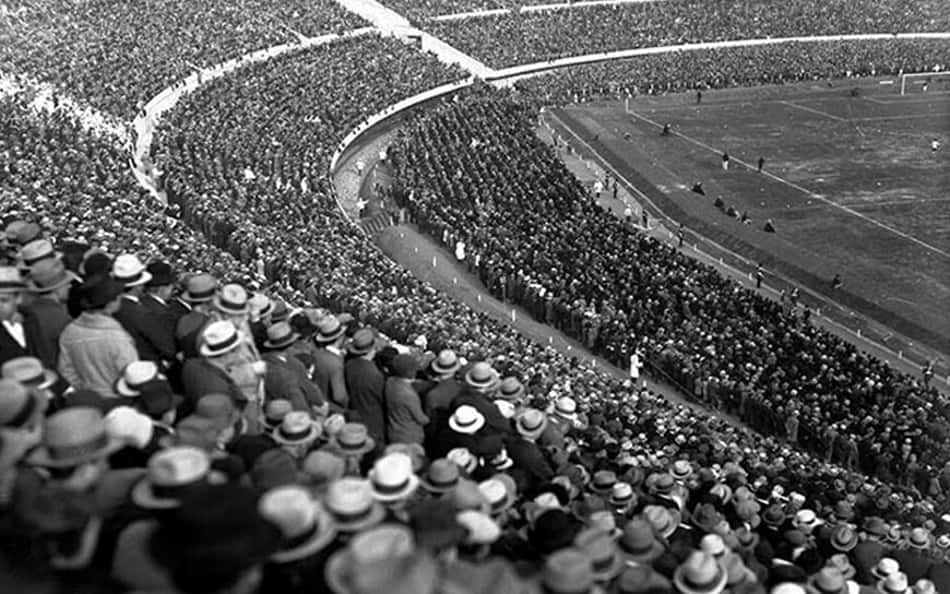 Estádio Centenário, de Montevidéu, inaugurado para a Copa do Mundo de 1930