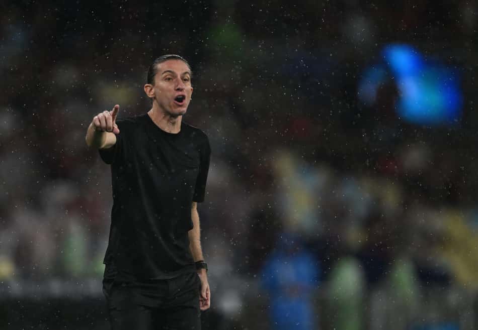 Ex-jogador conquistou cinco títulos relevantes pelo Flamengo como técnico (Foto: MAURO PIMENTEL / AFP)