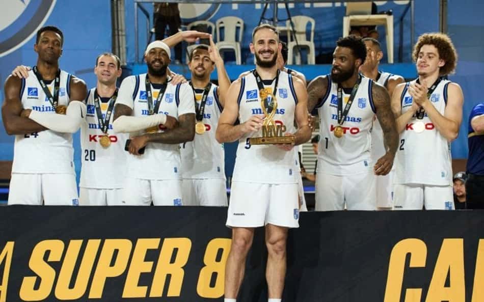 MVP da Copa Super 8 mira título internacional para o Minas