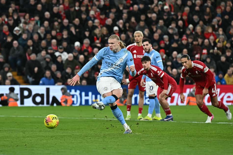 Haaland marcou gol de pênalti em Alisson durante jogo entre Liverpool x Mancheste City Copa da Inglaterra