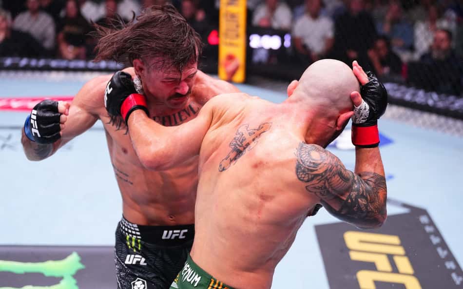 Diego Lopes acabou derrotado no UFC 325 (Foto: Reprodução Twitter UFC)