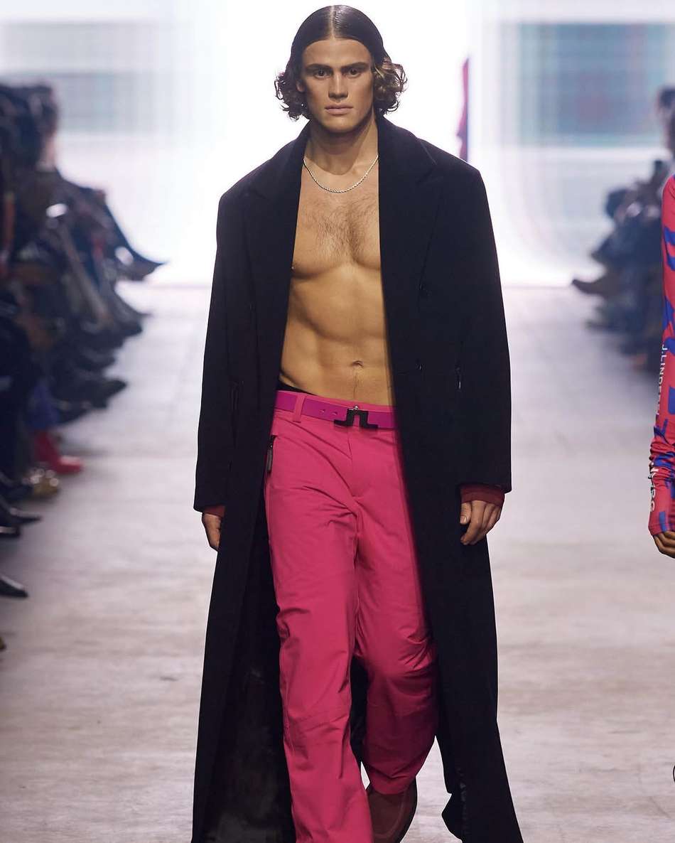 Lucas Pinheiro desfilou na semana de moda de Copenhagen, em 2024