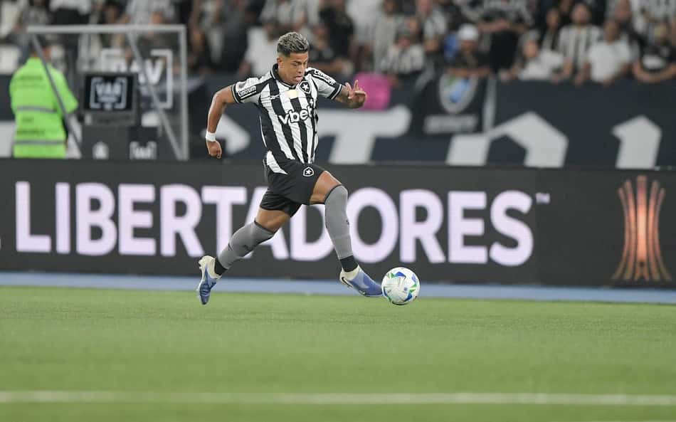 Conmebol define arbitragem dos jogos de Botafogo e Bahia na pré-Libertadores