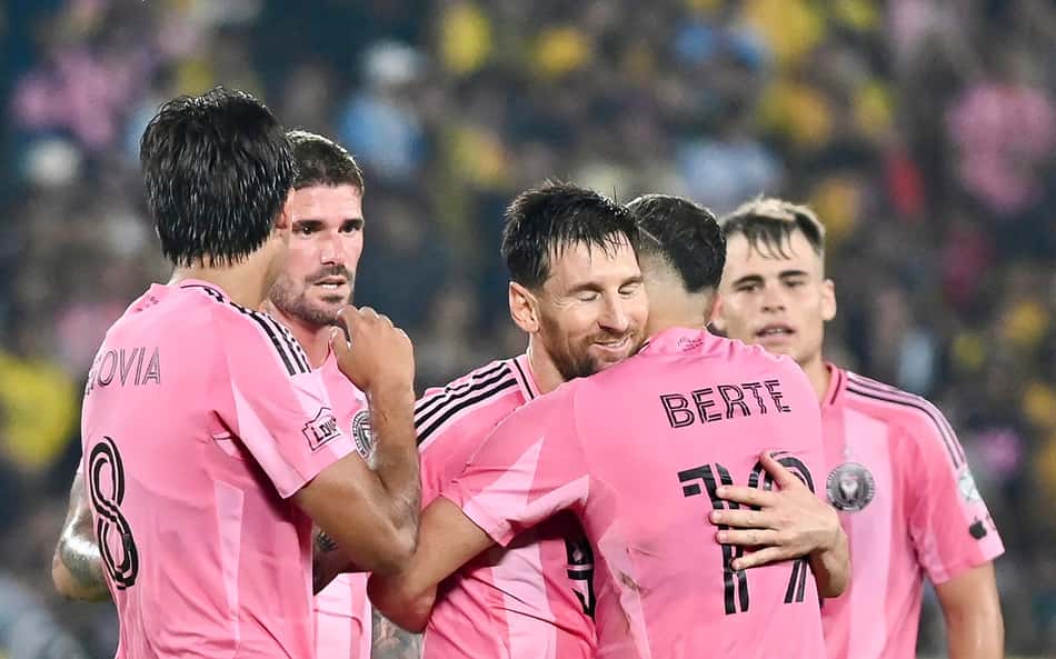 Messi marca e dá assistência em amistoso do Inter Miami contra o Barcelona de Guayaquil