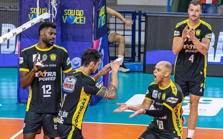 Praia Clube comemora vitória na Superliga Masculina (Foto: Reprodução/Instagram)