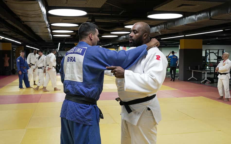 Pentacampeão olímpico, Teddy Riner treina no Brasil e exalta estrutura