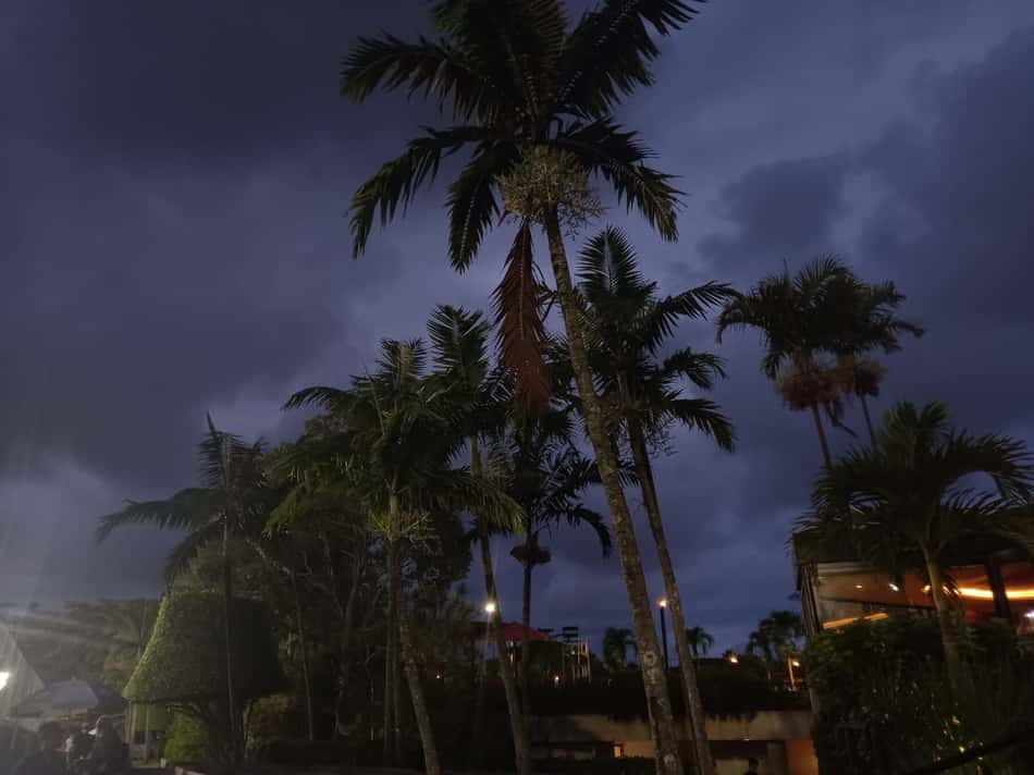 Situação do céu no quinto dia de Rio Open (Foto: Lance!)