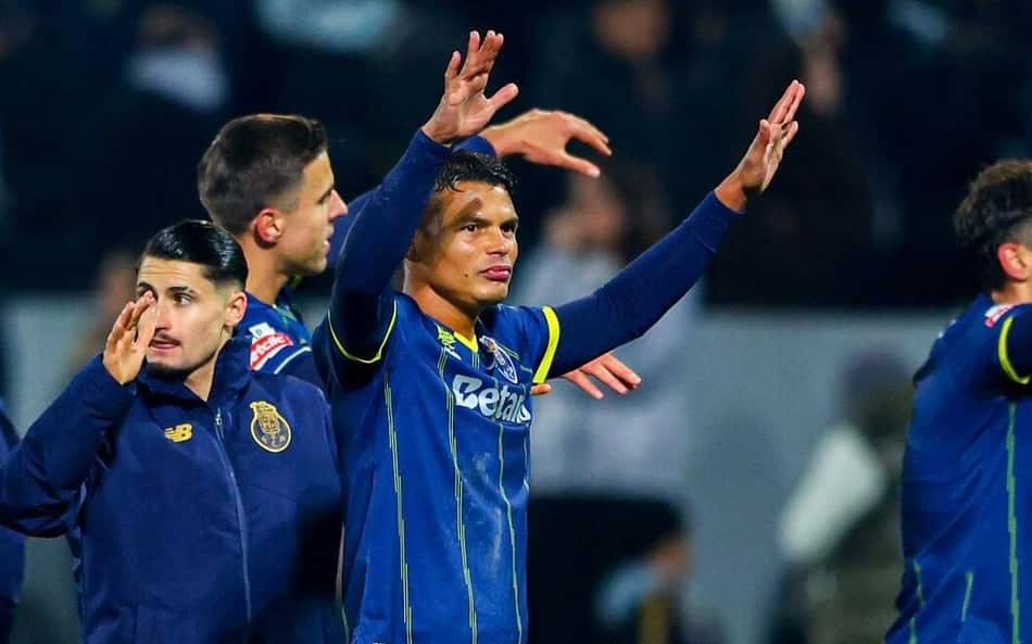 Thiago Silva em ação pelo Porto (Foto: Divulgação/Porto)