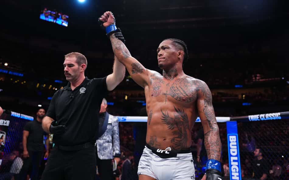 Ex-campeão do UFC rebate brasileiro: 'Prazer em amassar você'