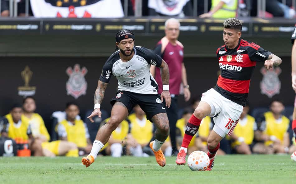 Corinthians e Flamengo se enfrentam pela 8ª rodada do Brasileirão (Foto: Diogo Neves De Carvalho/W9 PRESS/Gazeta Press)