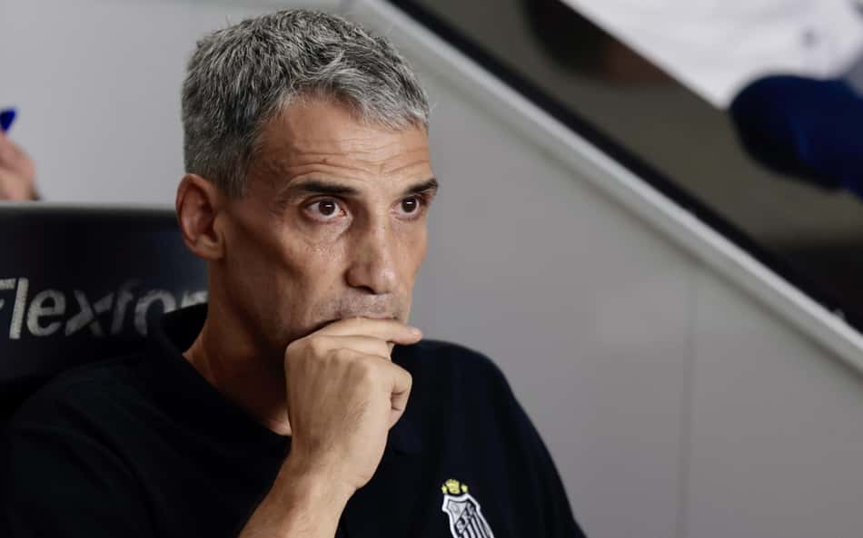 Escalação de Vojvoda para Santos x Internacional repercute: 'Dois a menos'