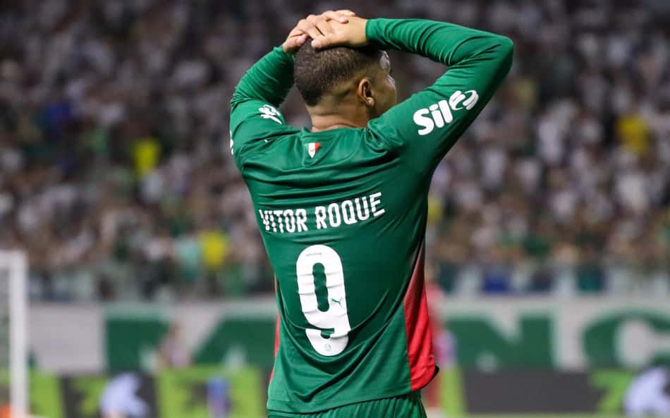 Vitor Roque e Mauricio são baixas no treino do Palmeiras, e Murilo tem lesão diagnosticada