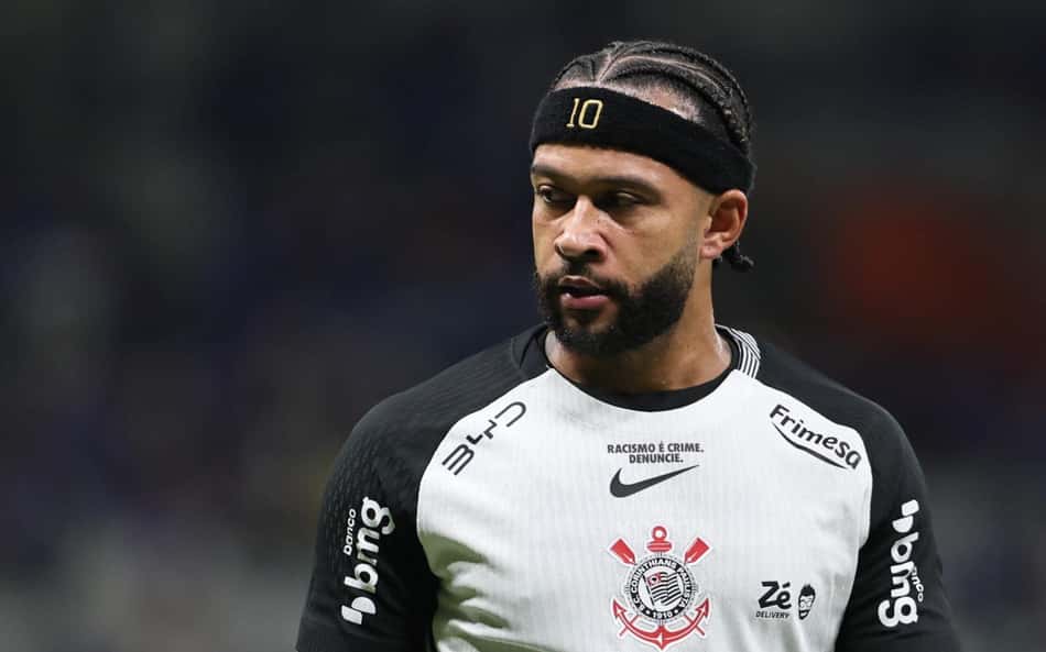 Corinthians detalha lesão e confirma ida de Memphis à seleção da Holanda