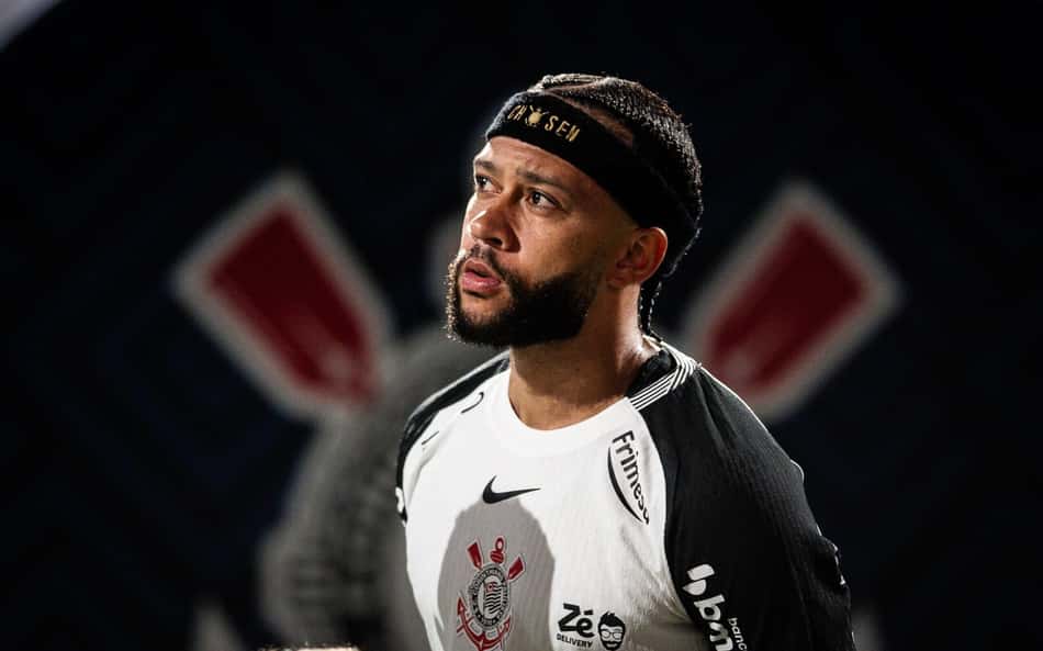 Memphis Depay é cortado de amistosos da Holanda após lesão no Corinthians