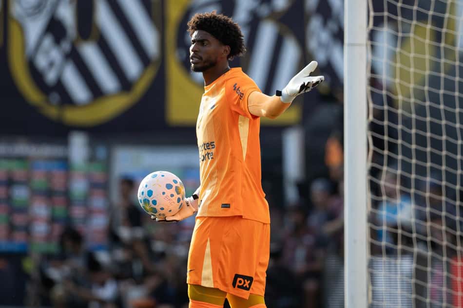 Hugo Souza, goleiro do Corinthians (Foto: Léo Barrilari/GazetaPress)
