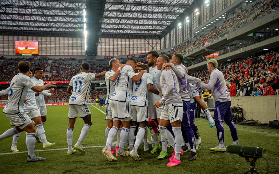 Athletico PR vs Cruzeiro (Foto: Nayra Halm / Staff Images/ CRUZEIRO)