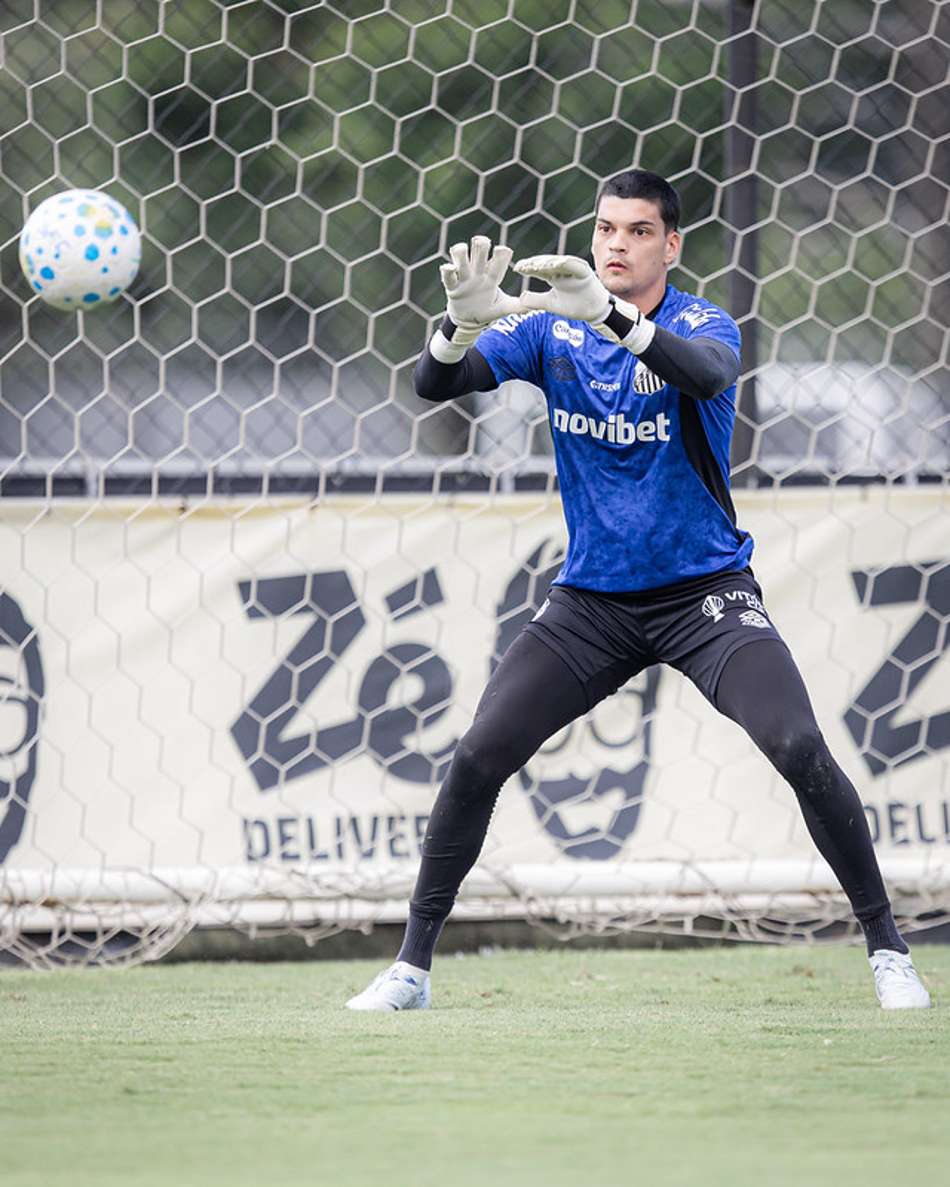 Gabriel Brazão acumula 103 partidas com a camisa do Santos. (Foto: Raul Baretta/ Santos FC)