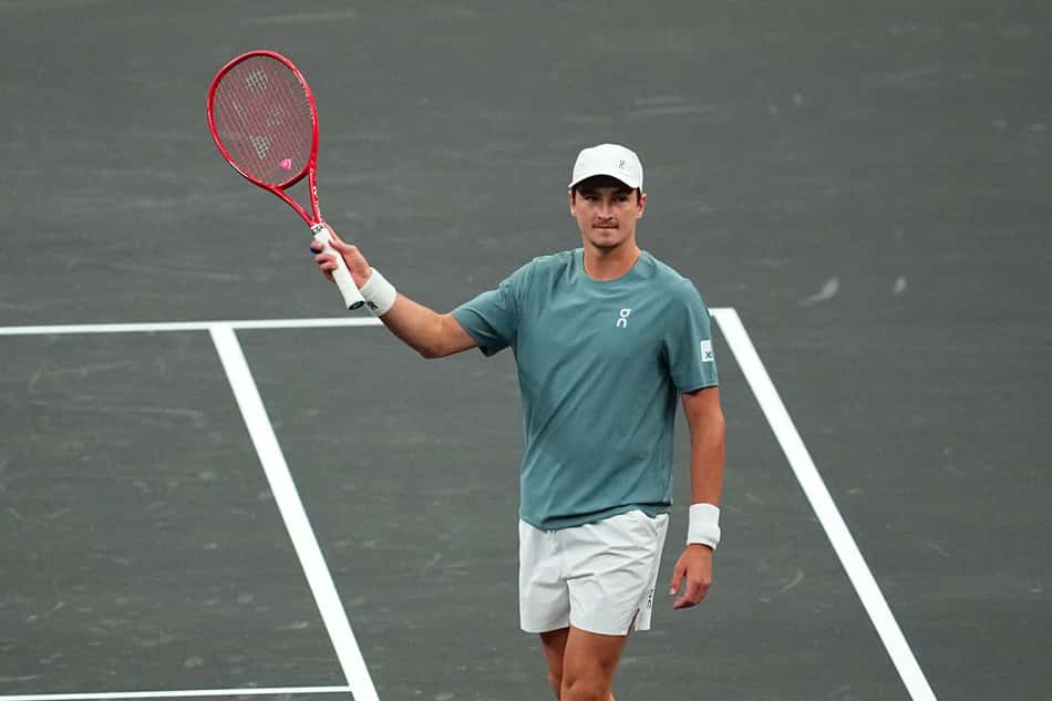 João Fonseca foi campeão do MGM Slam na T-Mobile Arena, em Las Vegas, em cima de Reilly Opelka (Foto: Chris Unger /AFP)