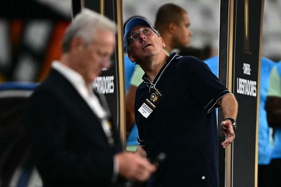 John Textor foi afastado da SAF do Botafogo (Foto: Pablo Porciuncula/AFP)