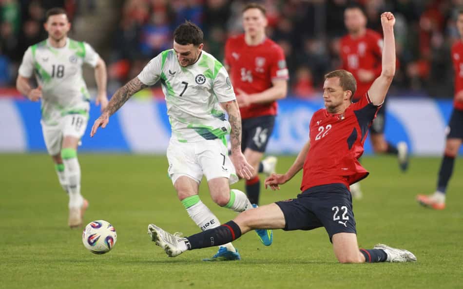 República Tcheca supera Irlanda nos pênaltis e segue na briga por vaga na Copa do Mundo