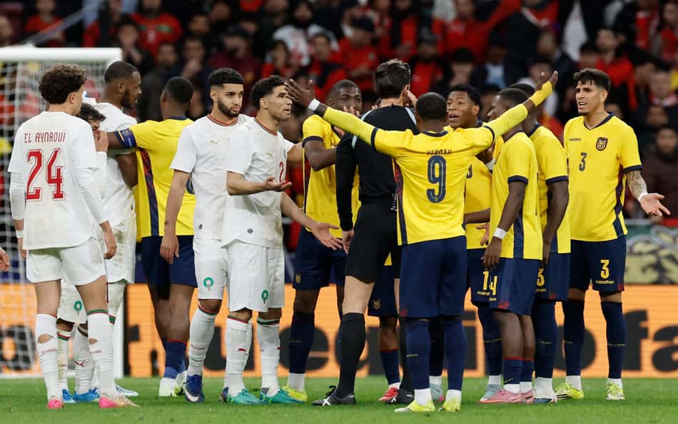Atuação de Plata, do Flamengo, durante amistoso chama atenção