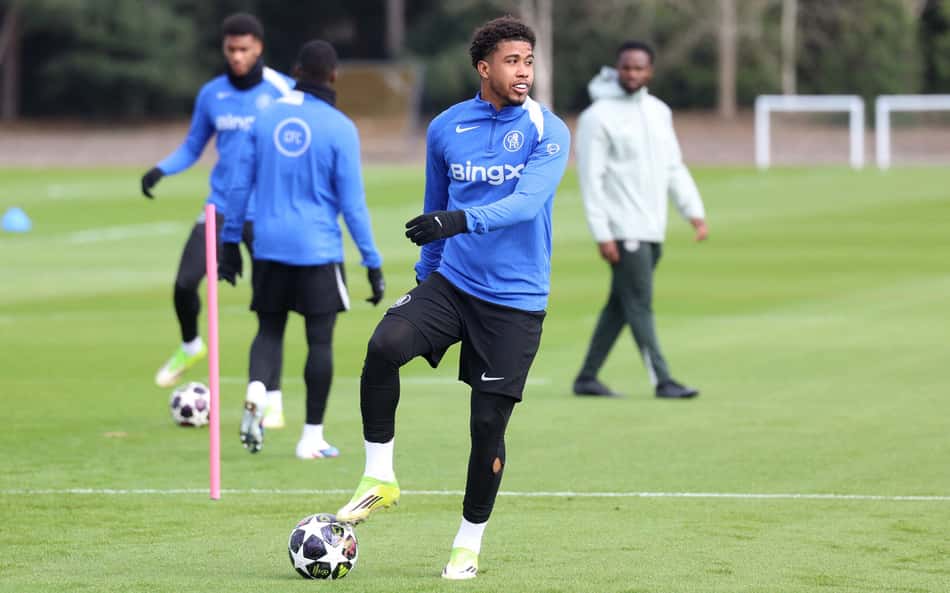 Convocado por Ancelotti, Andrey Santos revela evolução no Chelsea e prioriza Vasco no Brasil