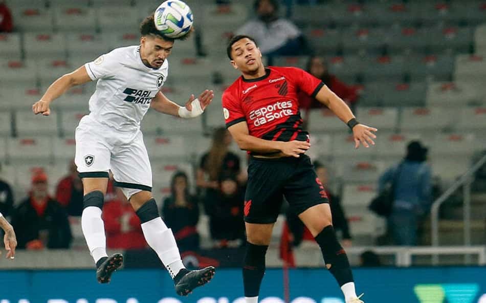 Athletico Paranaense x Botafogo: IA projeta vencedor e gol no final