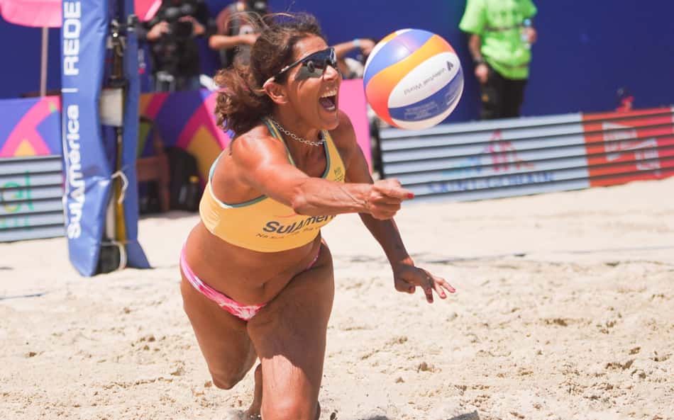 Ana Patrícia e Jackie vencem Duda e Sandra no 'Jogo de Ouro' do Areia Games