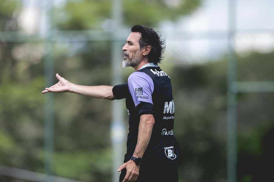 Domínguez treinamento data-fifa (Foto: Pedro Souza / Atlético)