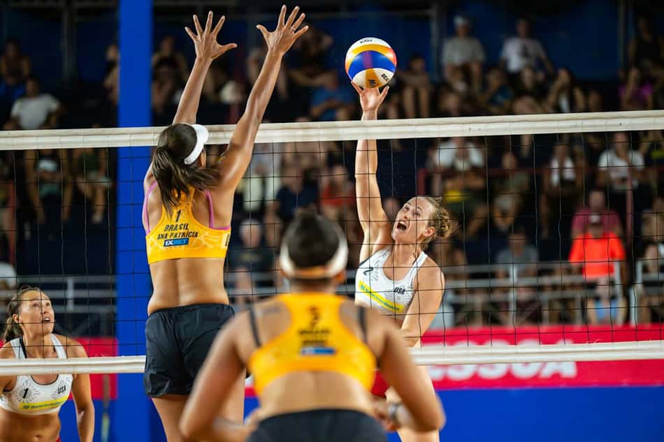 Duda e Ana Patrícia no Elite 16 de João Pessoa 2026 (Foto: Volleyball World)