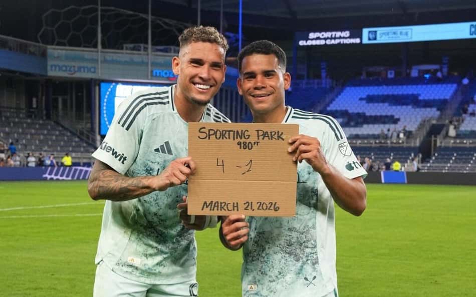 Ex-Botafogo e Palmeiras brilha com gol e assistência em goleada na MLS