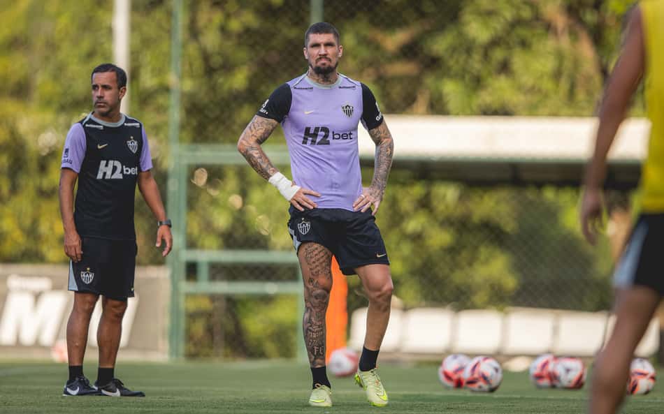 Lyanco é liberado pelo DM e volta a treinar com o Atlético-MG: Vai jogar o clássico?