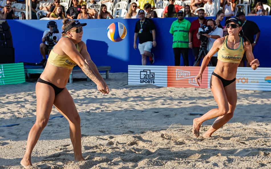 Carol e Rebecca são superadas por campeãs mundiais no Areia Games