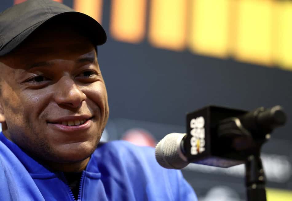 Mbappé em coletiva na véspera do amistoso entre Brasil e França