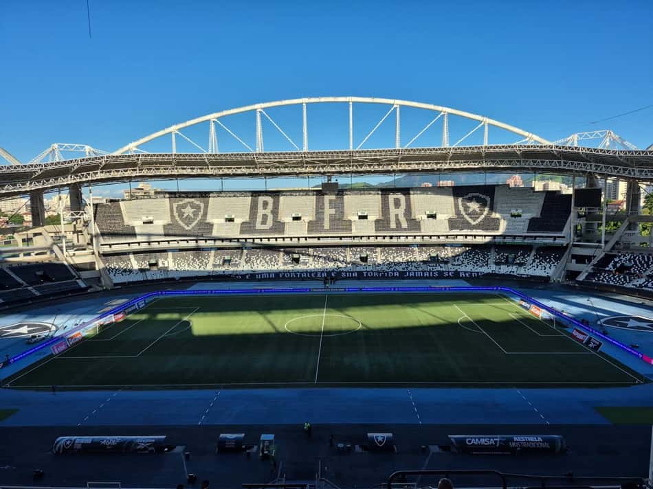 Nilton Santos - Botafogo x Flamengo (Foto: Leonardo Bessa / Lance!)