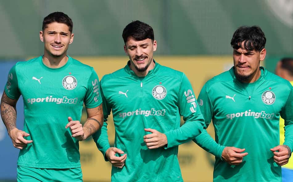 Palmeiras define logística e lida com retorno no limite de convocados para o Brasileirão