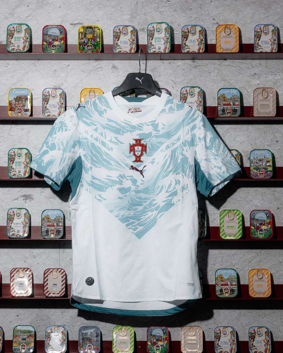 Portugal - Uniforme II (Foto: Divulgação)