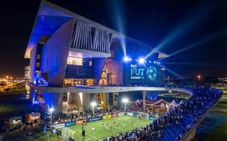 Ex-Flamengo, GV comemora sucesso do FutSummit e analisa goleiros da Seleção