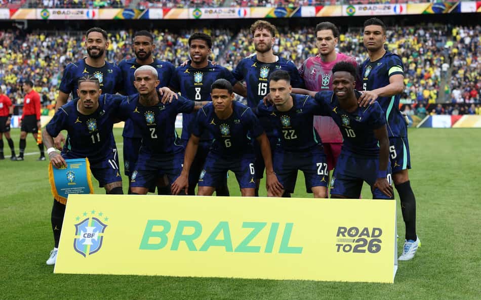 Brasil tem 'altas' chances de enfrentar a França nas oitavas da Copa do Mundo