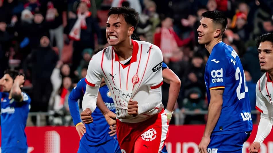 Vitor Reis, ex-Palmeiras, em ação pelo Girona (Foto: Reprodução/Girona)
