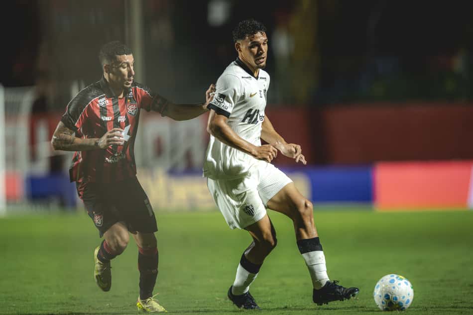 Victor Hugo em Atlético x Vitória (Foto: Pedro Souza / Atlético)
