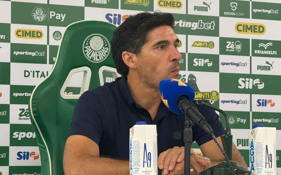 Abel entra em 'rotação' na Data Fifa, e Palmeiras avalia logística de convocados