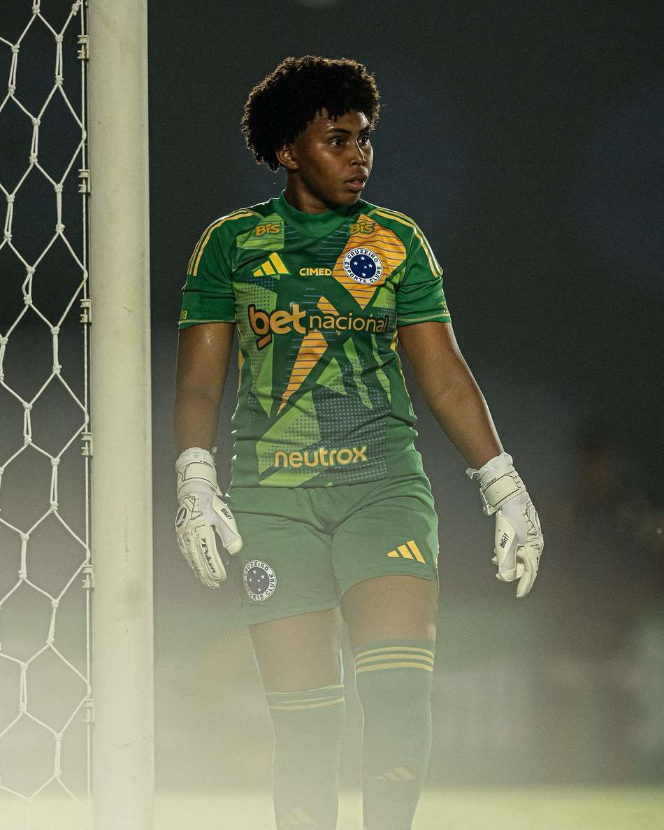 Goleira Camila Rodrigues foi destaque de Flamengo x Cruzeiro. (Foto: PaulaReis/Flamengo)